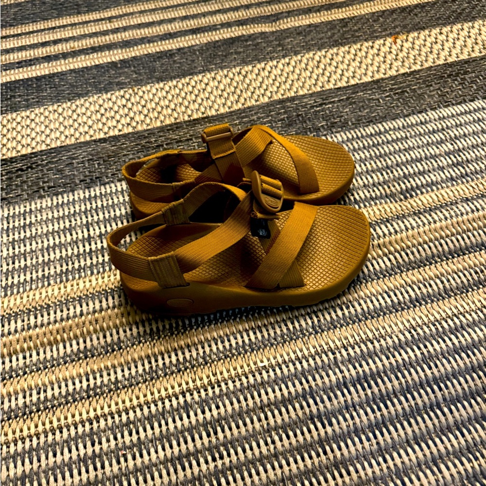 Chacos men Z1 sandal size 7